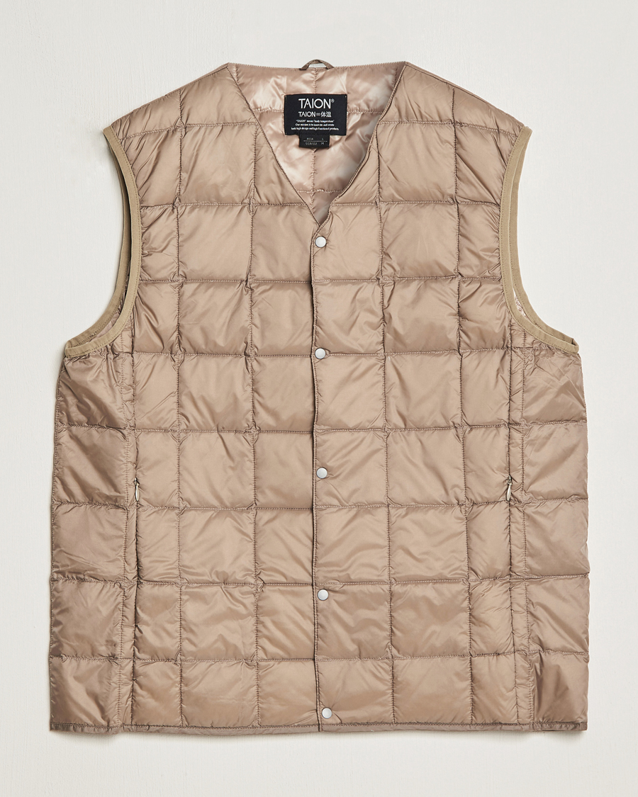 Mies | Takit | TAION | V-Neck Lightweight Down Vest Khaki