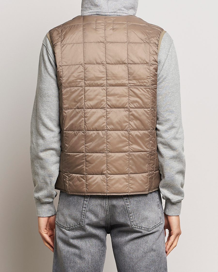 Mies | Takit | TAION | V-Neck Lightweight Down Vest Khaki