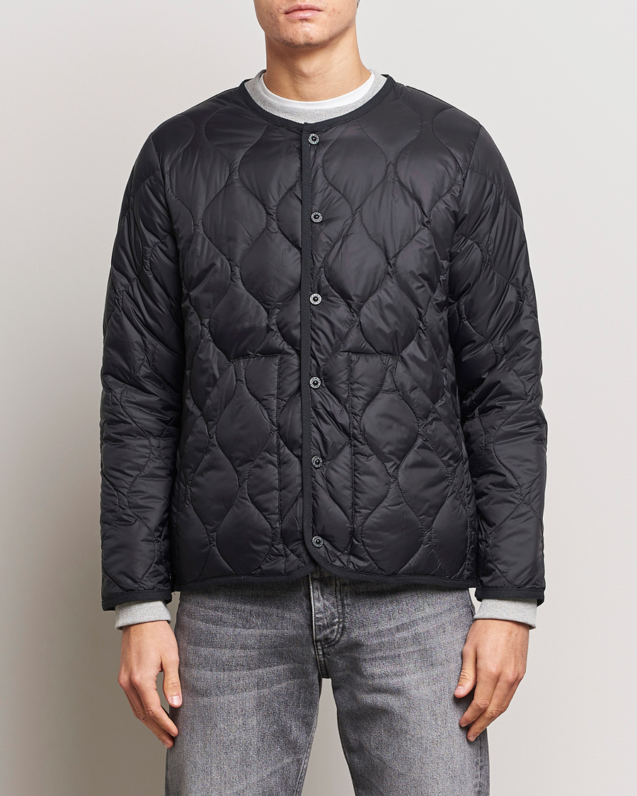 Mies | Takit | TAION | Military Crew Neck Down Jacket Black
