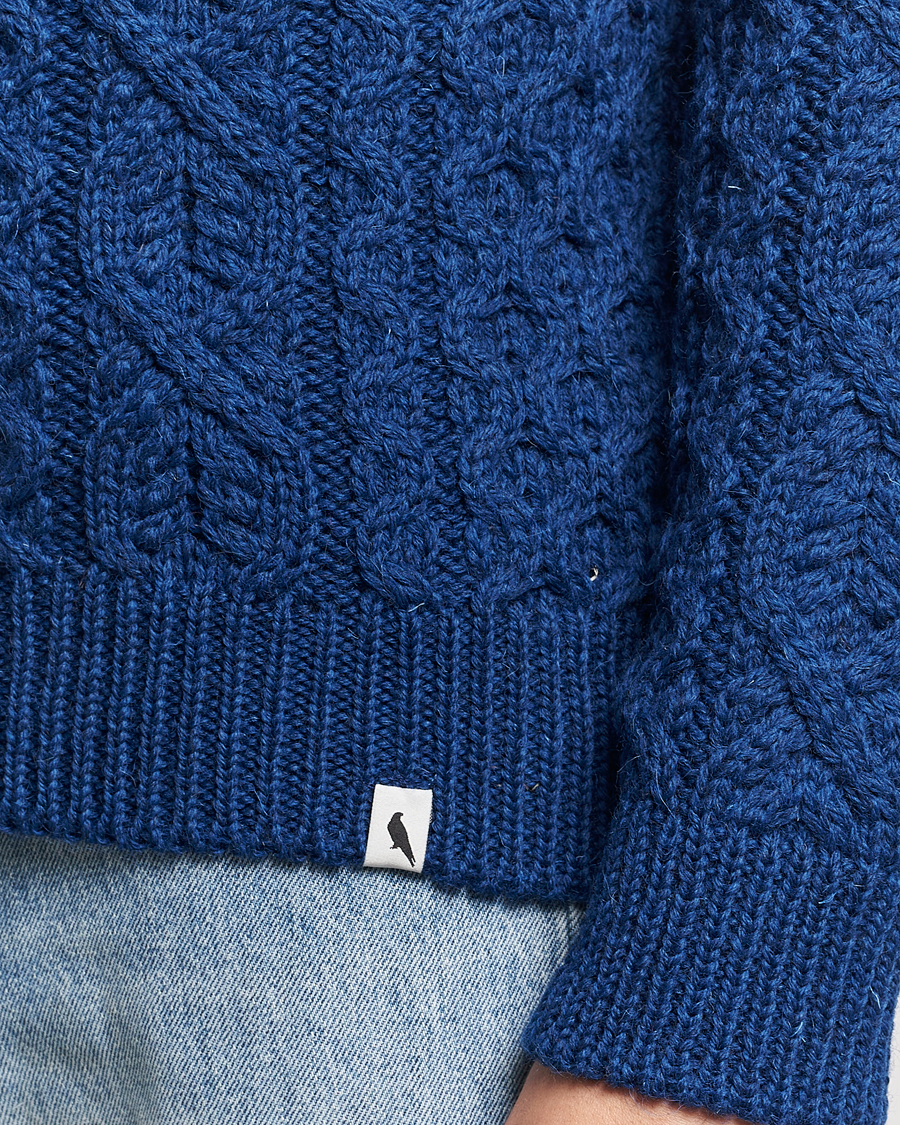 Mies | Puserot | Peregrine | Hudson Wool Aran Knitted Jumper Cobalt