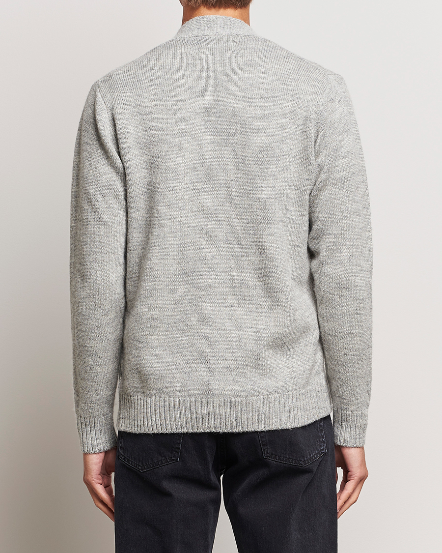Mies | Puserot | Peregrine | Maker's Stitch Merino Cardigan Light Grey
