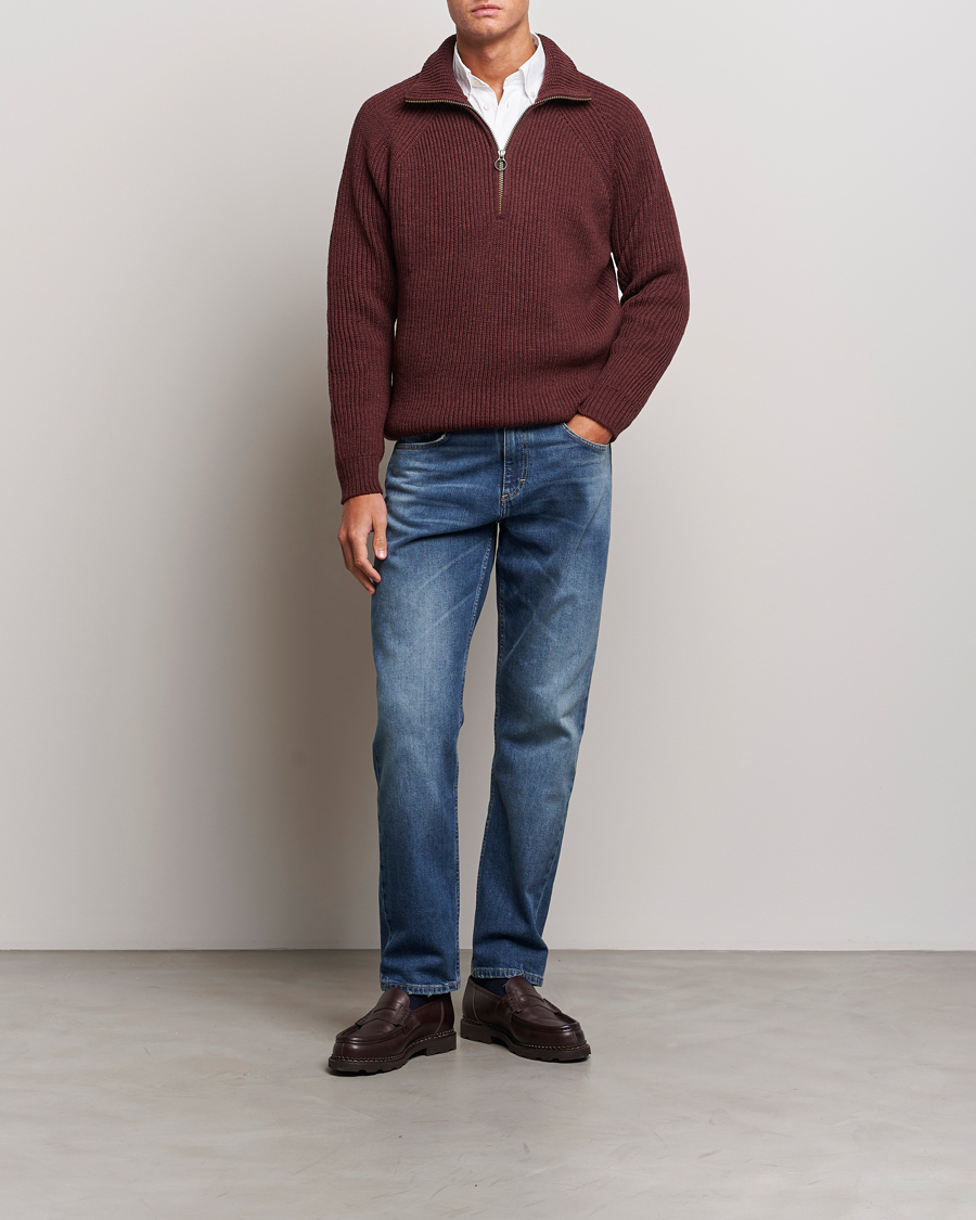 Mies | Puserot | Peregrine | Ford Knitted Wool Half Zip Shiraz