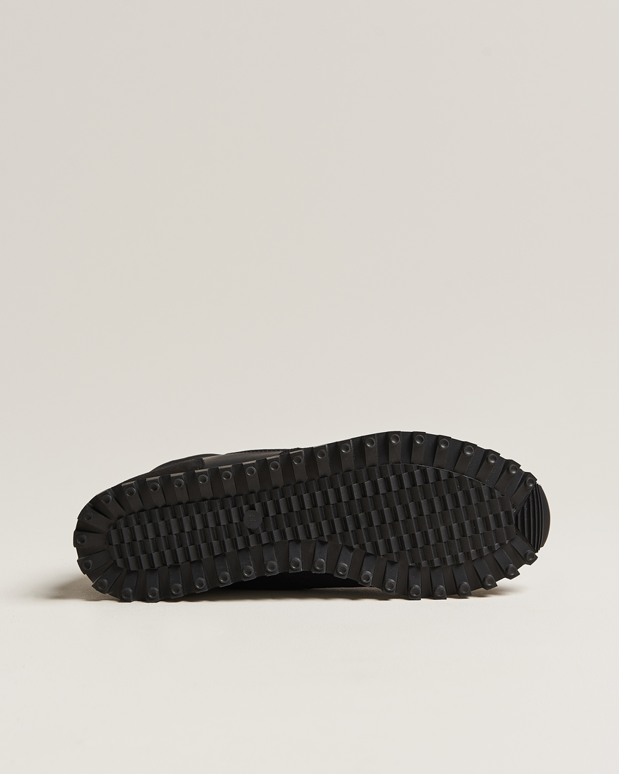 Mies | Novesta Marathon Apex Trail Running Sneaker Black | Novesta | Marathon Apex Trail Running Sneaker Black