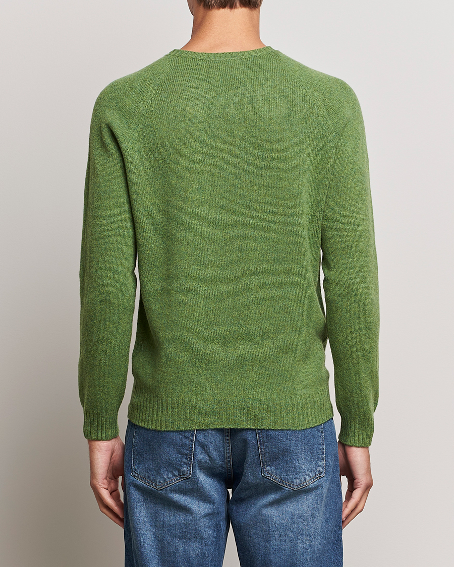 Mies | Puserot | Oscar Jacobson | Kendal Raglan Wool Crewneck Green