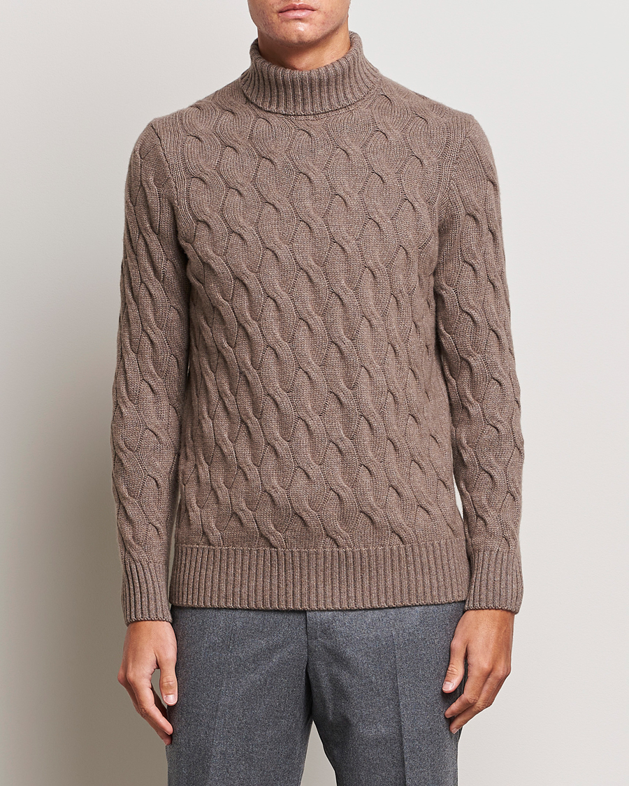 Mies |  | Oscar Jacobson | Seth Heavy Knitted Wool/Cashmere Cable Rollneck Brown