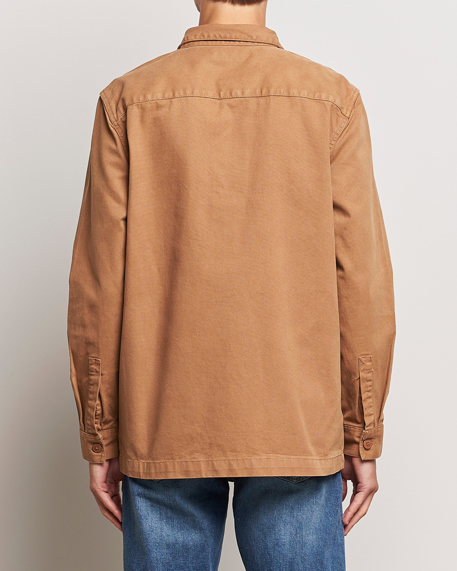 Mies | Kauluspaidat | Barbour Lifestyle | Chesterwood Cotton Overshirt Sandstone