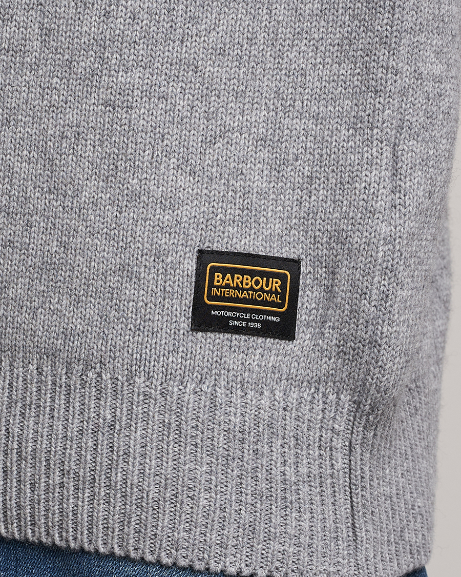 Mies | Puserot | Barbour International | Knitted Cable Crewneck Grey Marl