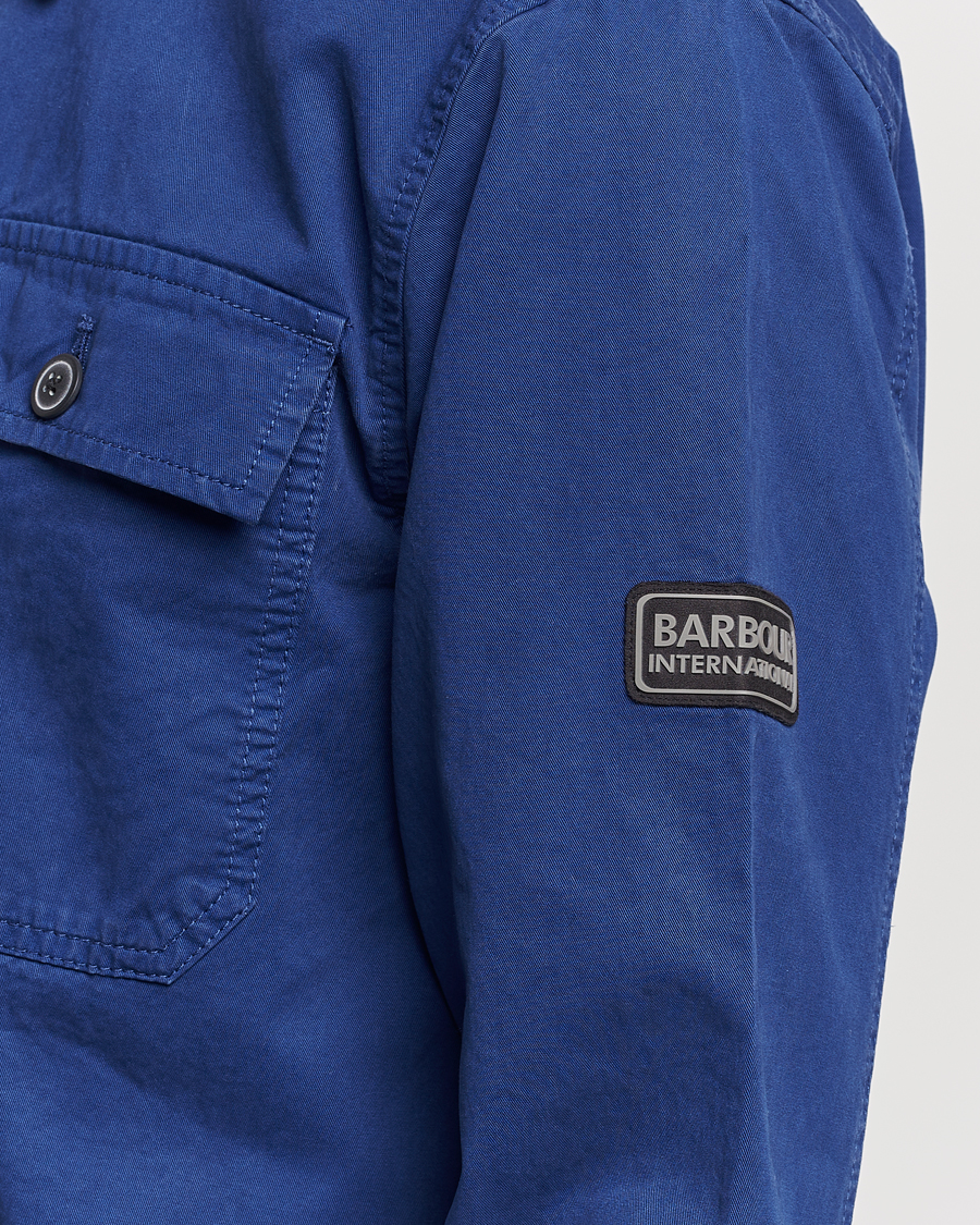 Mies | Kauluspaidat | Barbour International | Adey Pocket Overshirt Inky Blue