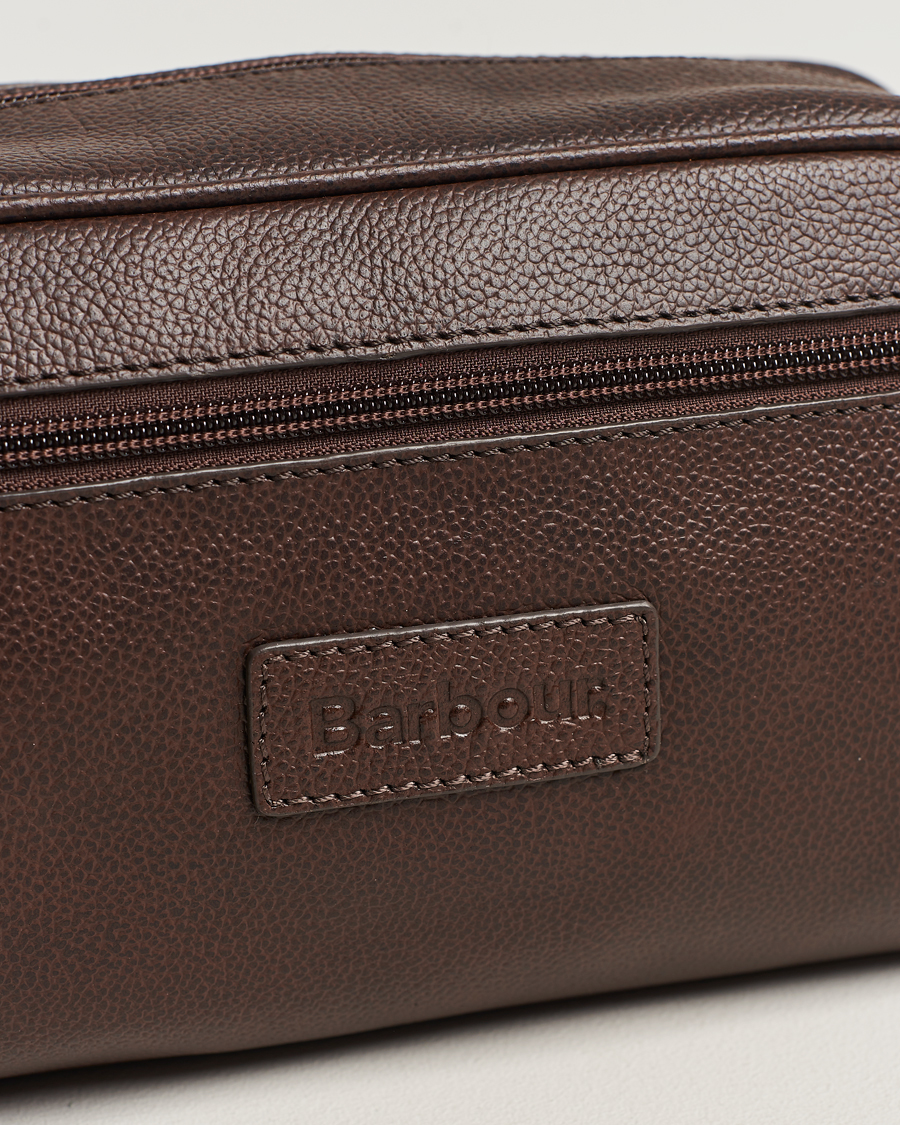 Mies | Laukut | Barbour Lifestyle | Leather Washbag Brown