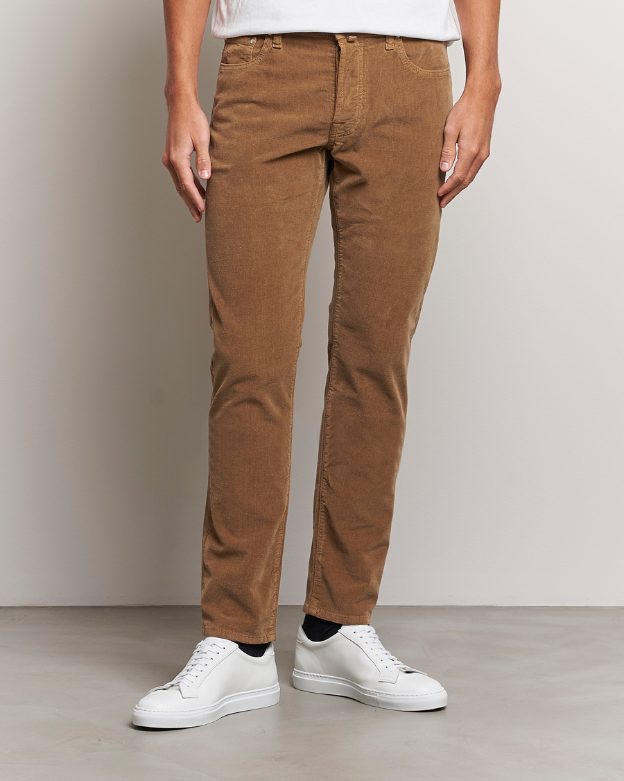 Mies | Viisitaskuhousut | Jacob Cohën | Bard 5-Pocket Corduroy Trousers Beige