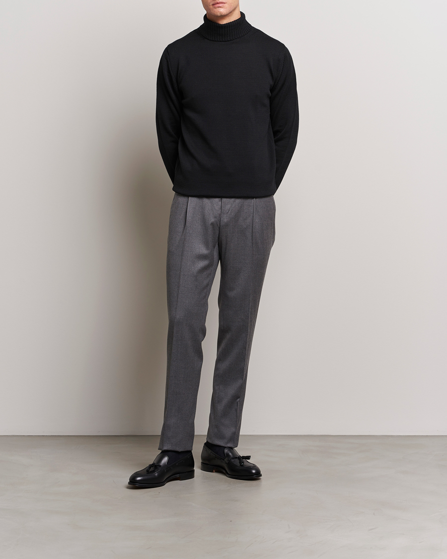 Mies | Puserot | Stenströms | Chunky Merino Rollneck Black
