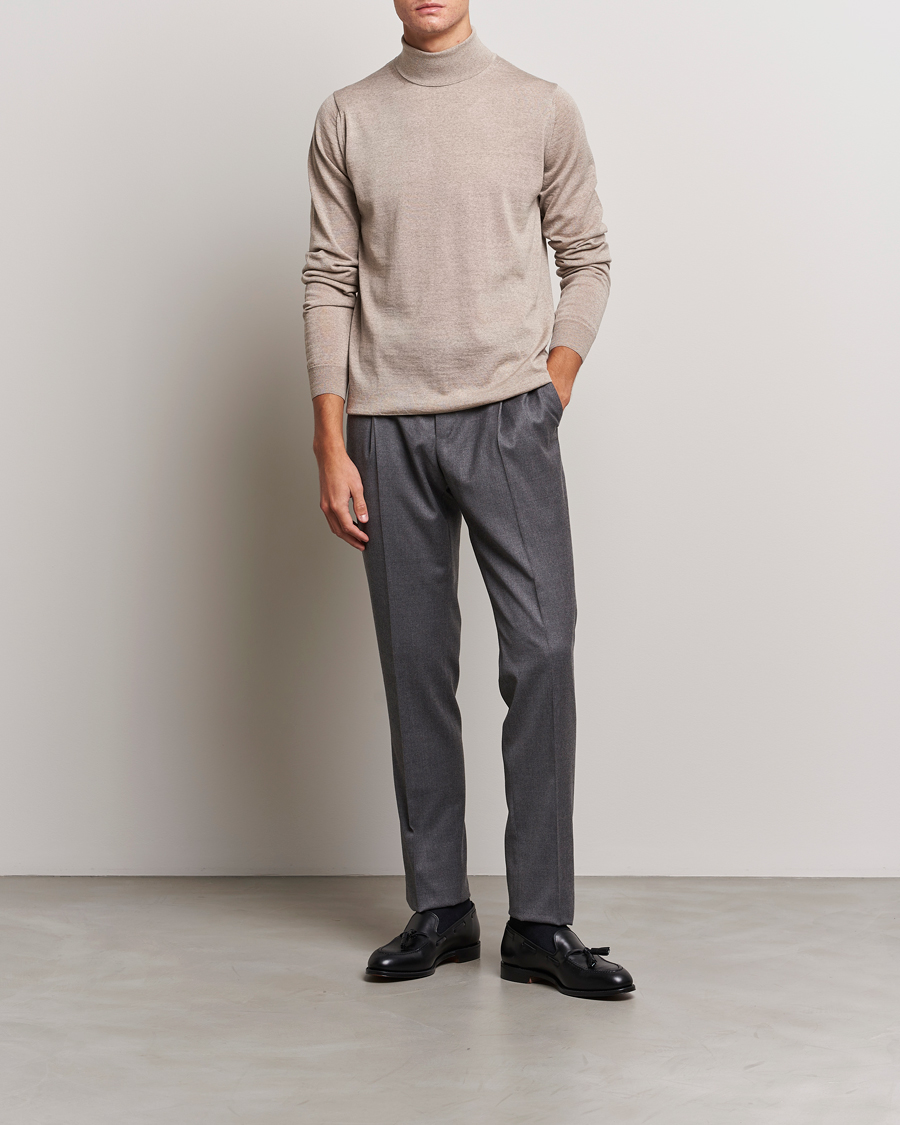 Mies | Puserot | Stenströms | Fine Merino Rollneck Beige
