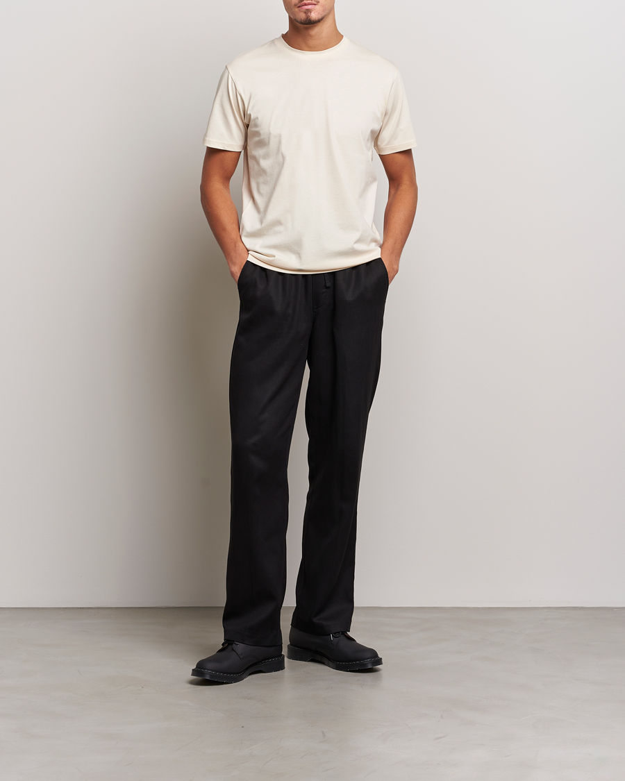 Mies | T-paidat | Sunspel | Riviera Midweight Tee Undyed