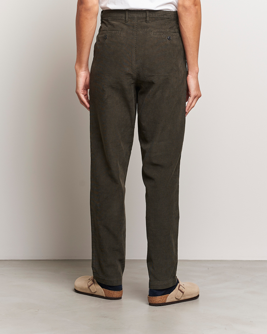 Mies | Housut | Sunspel | Corduroy Double Pleat Trousers Coffee