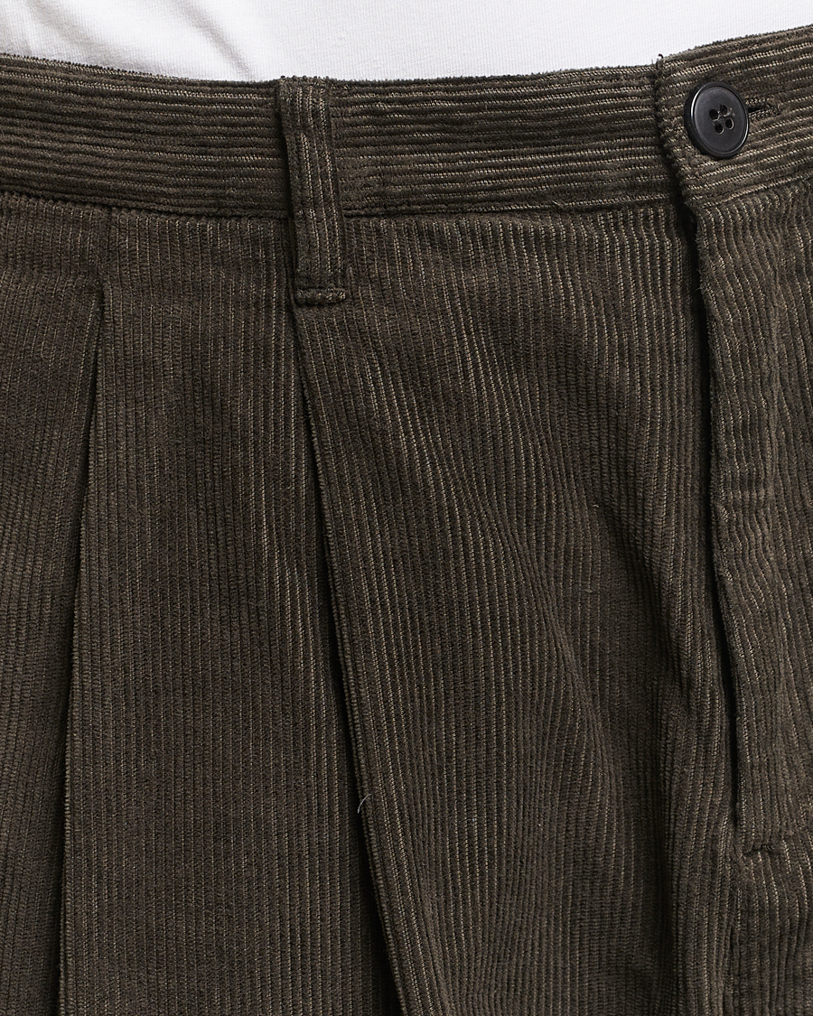Mies | Housut | Sunspel | Corduroy Double Pleat Trousers Coffee