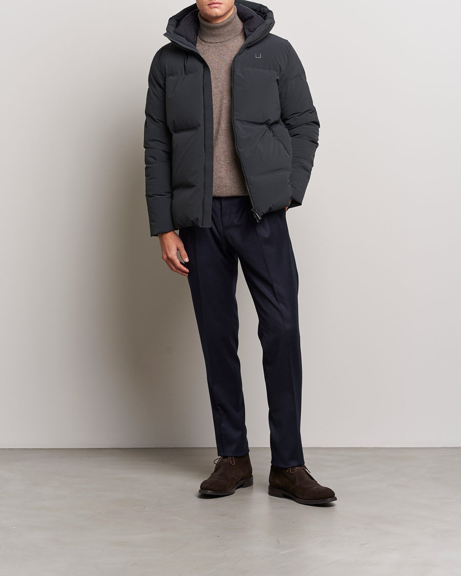 Mies | Takit | UBR | Typhoon Padded Hood Jacket Night Olive