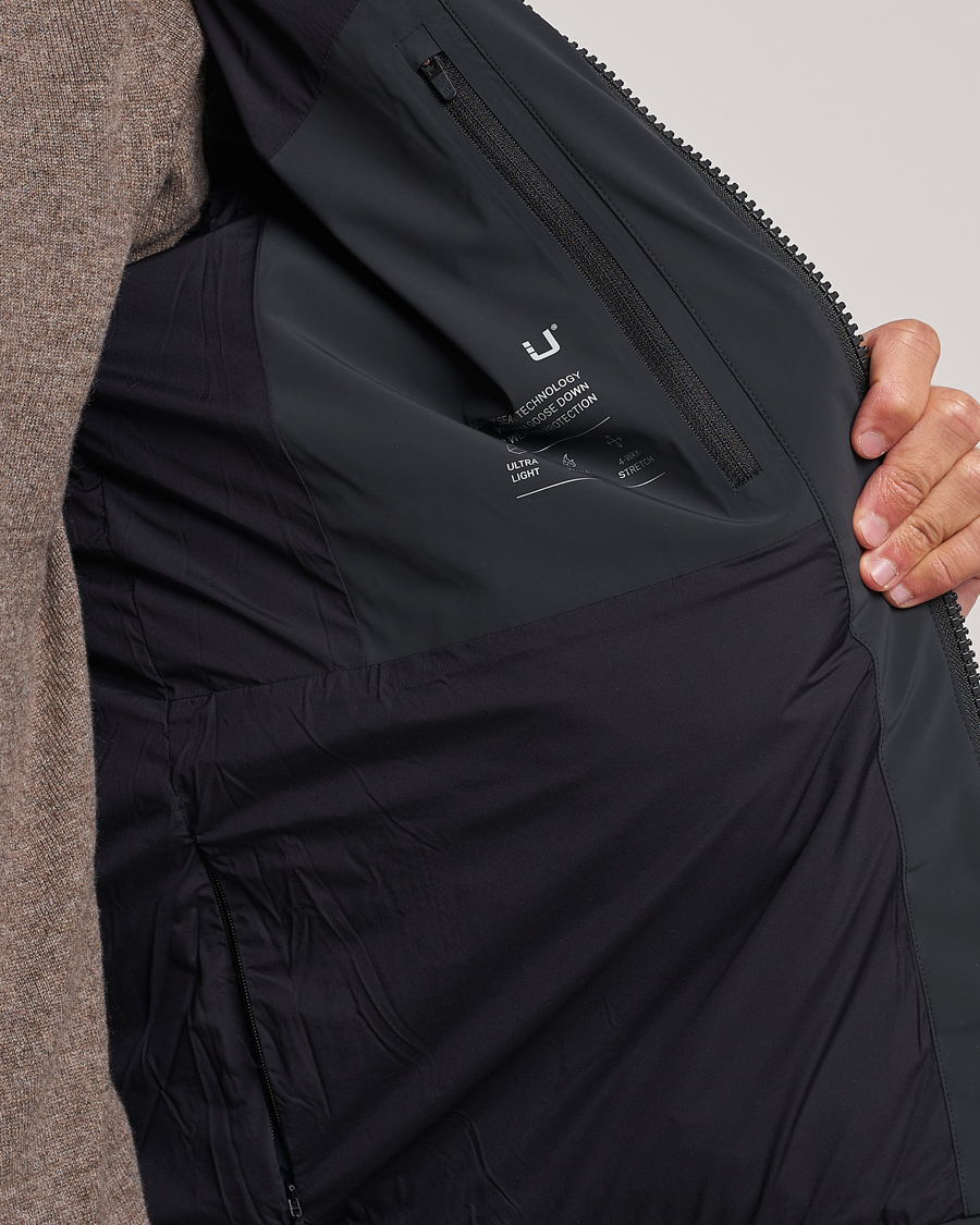 Mies | Takit | UBR | Typhoon Padded Hood Jacket Night Olive