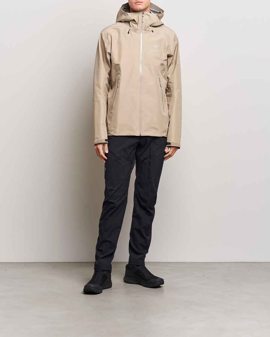 Mies | Takit | Arc'teryx | Beta LT Jacket Smoke Bluff