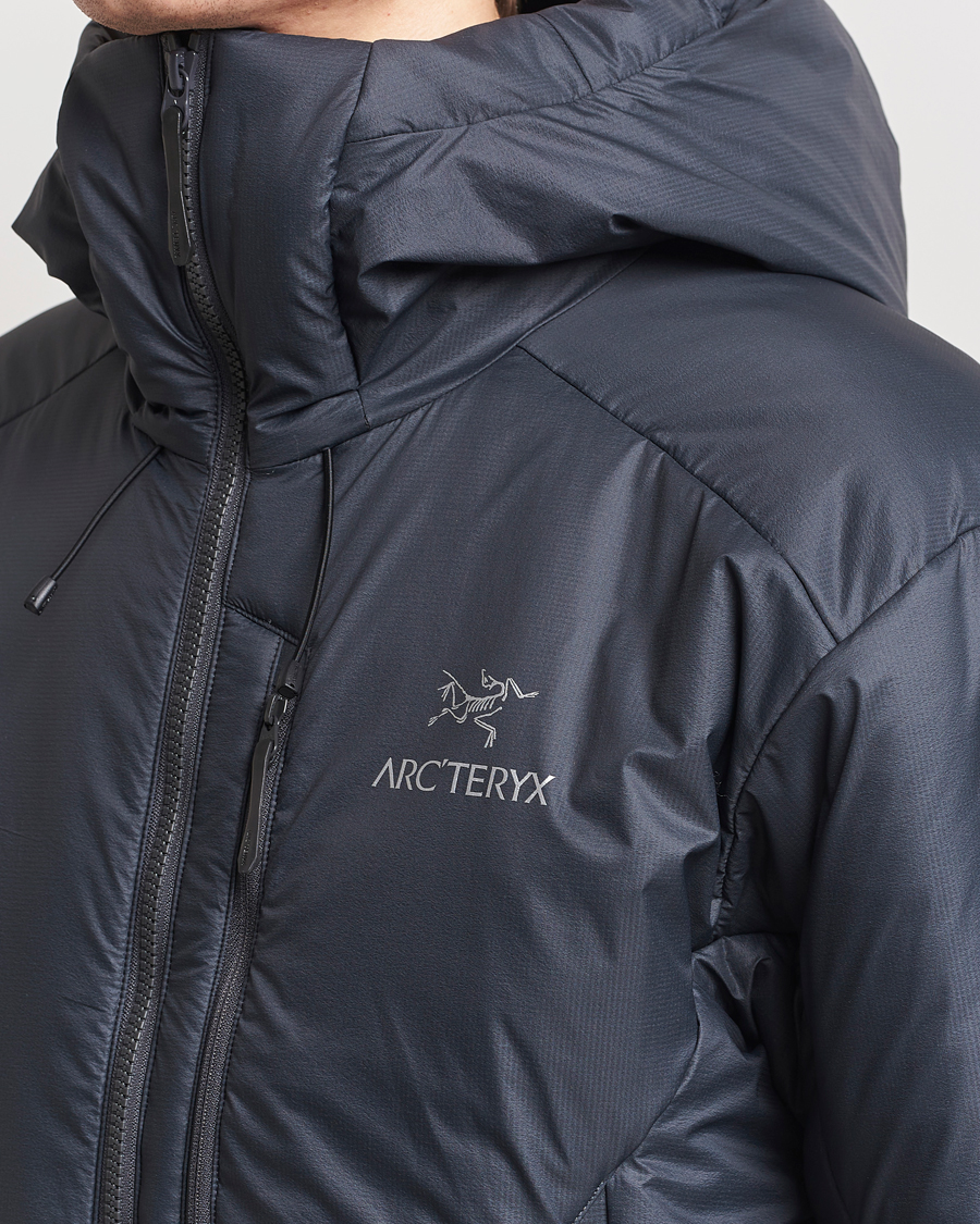Mies | Takit | Arc'teryx | Nuclei SV Parka Graphite