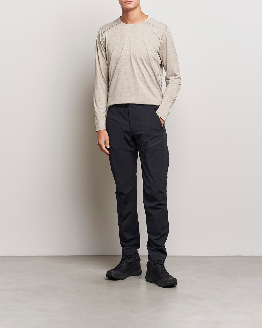 Mies | T-paidat | Arc'teryx | Cormac Long Sleeve T-Shirt Smoke Bluff Heather