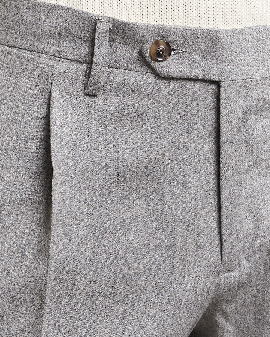 Mies | Housut | Lardini | Wool/Cashmere One Pleat Trousers Light Grey