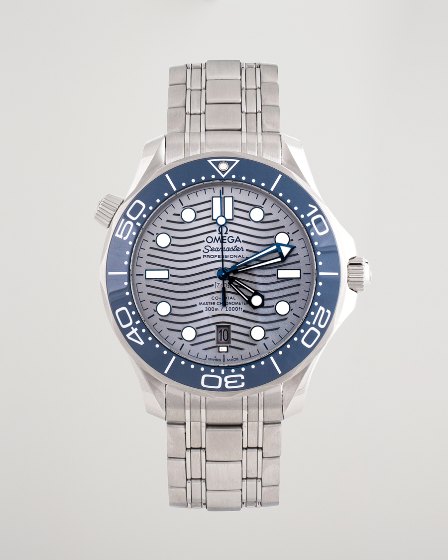 Mies | Omega Pre-Owned Seamaster Diver 300M 210.30.42.20.06.001 Steel Sil Steel Black | Omega Pre-Owned | Seamaster Diver 300M 210.30.42.20.06.001 Steel Sil Steel Black