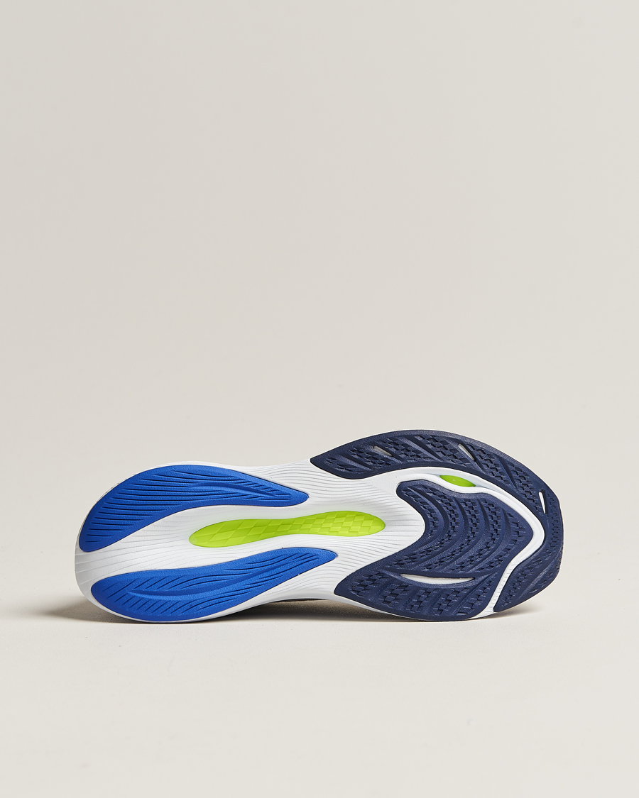 Mies | New Balance Running FuelCell Propel v4 White | New Balance Running | FuelCell Propel v4 White