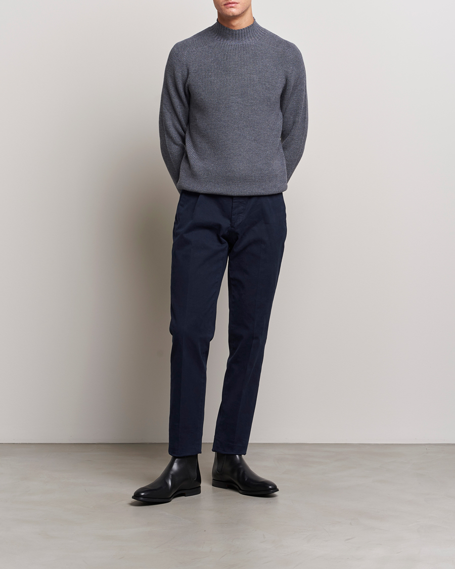 Mies | Puserot | Gran Sasso | Rainwool Mock Neck Grey Melange