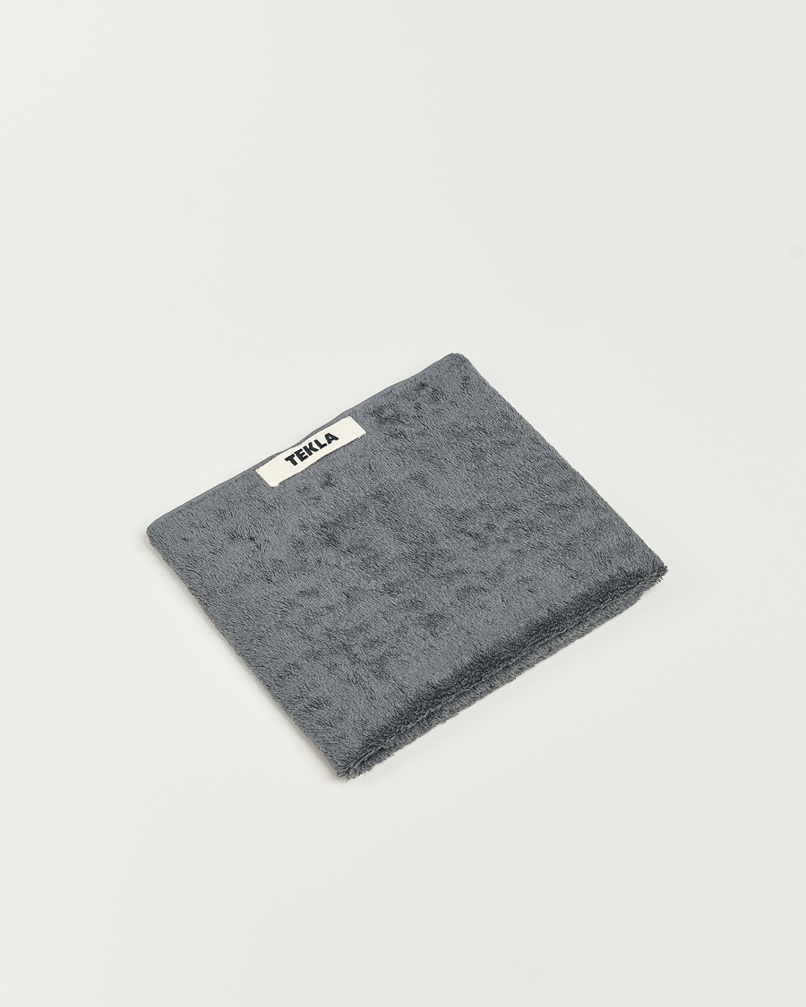 Mies | Pyyhkeet | Tekla | Organic Terry Hand Towel Charcoal Grey