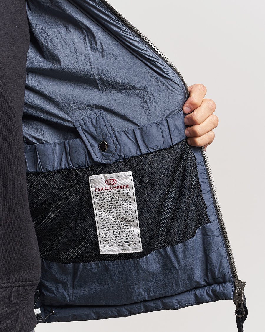 Mies | Takit | Parajumpers | Tomcat Garment Dyed Rescue Puffer Dark Avio