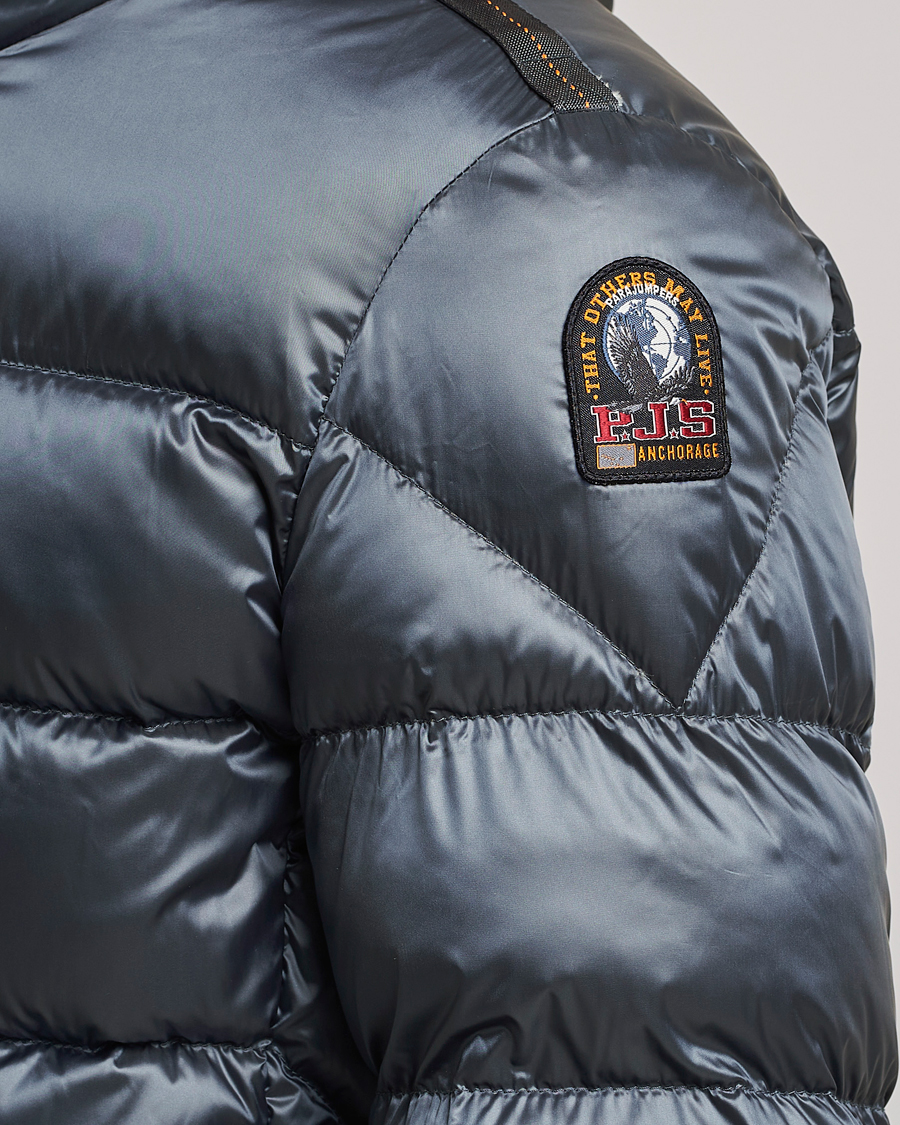 Mies | Takit | Parajumpers | Pharrell Sheen High Gloss Jacket Dark Avio