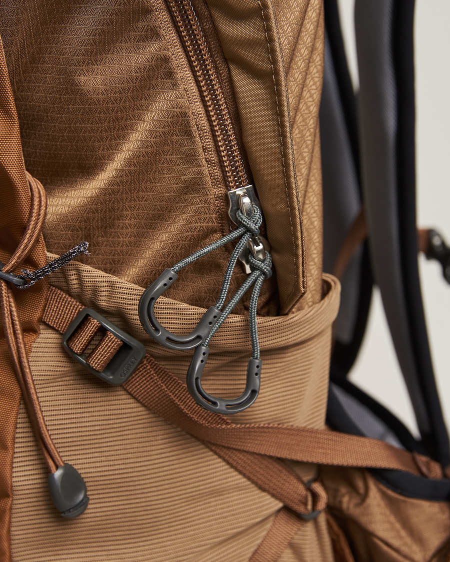 Mies | Osprey Talon Earth 22 Backpack Desert Brown | Osprey | Talon Earth 22 Backpack Desert Brown
