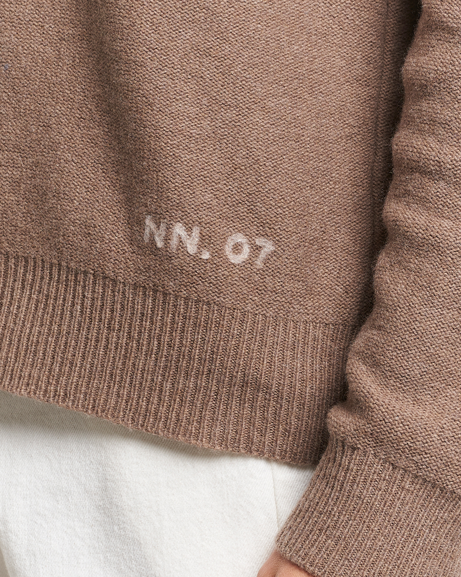 Mies | Puserot | NN07 | Nigel Lambswool Crew Neck Pullover Shitake