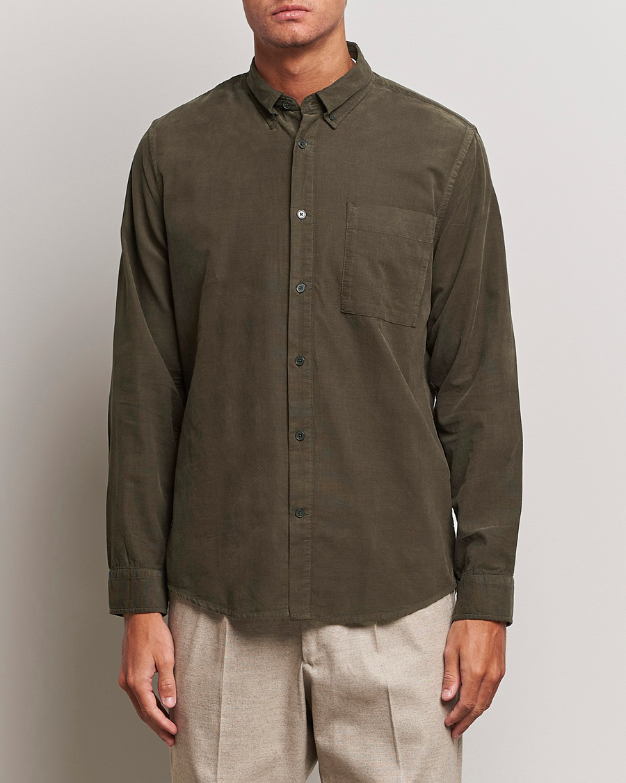 Mies | Kauluspaidat | NN07 | Arne Baby Cord Shirt Dark Army