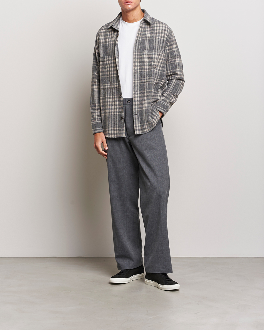 Mies | Kauluspaidat | NN07 | Freddie Checked Overshirt Grey/Cream