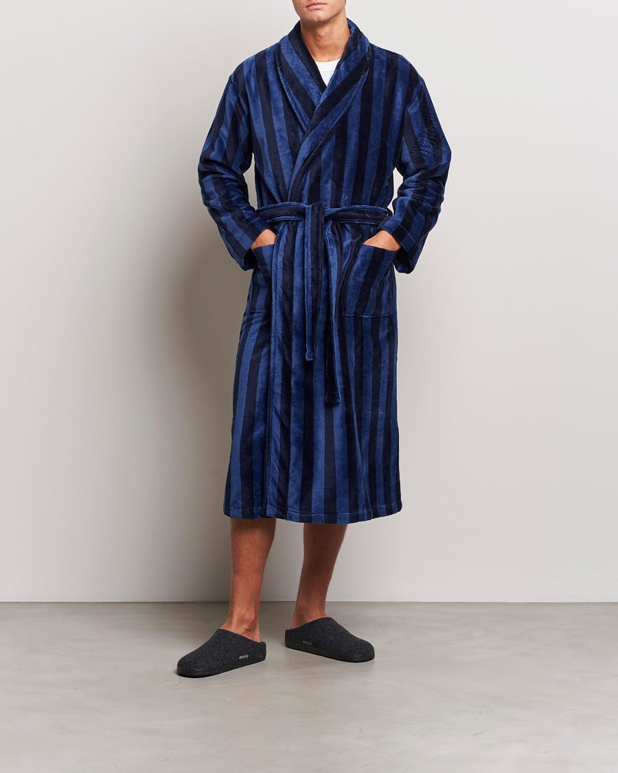 Mies | Yöpuvut ja kylpytakit | Derek Rose | Cotton Velour Striped Gown Navy/Blue