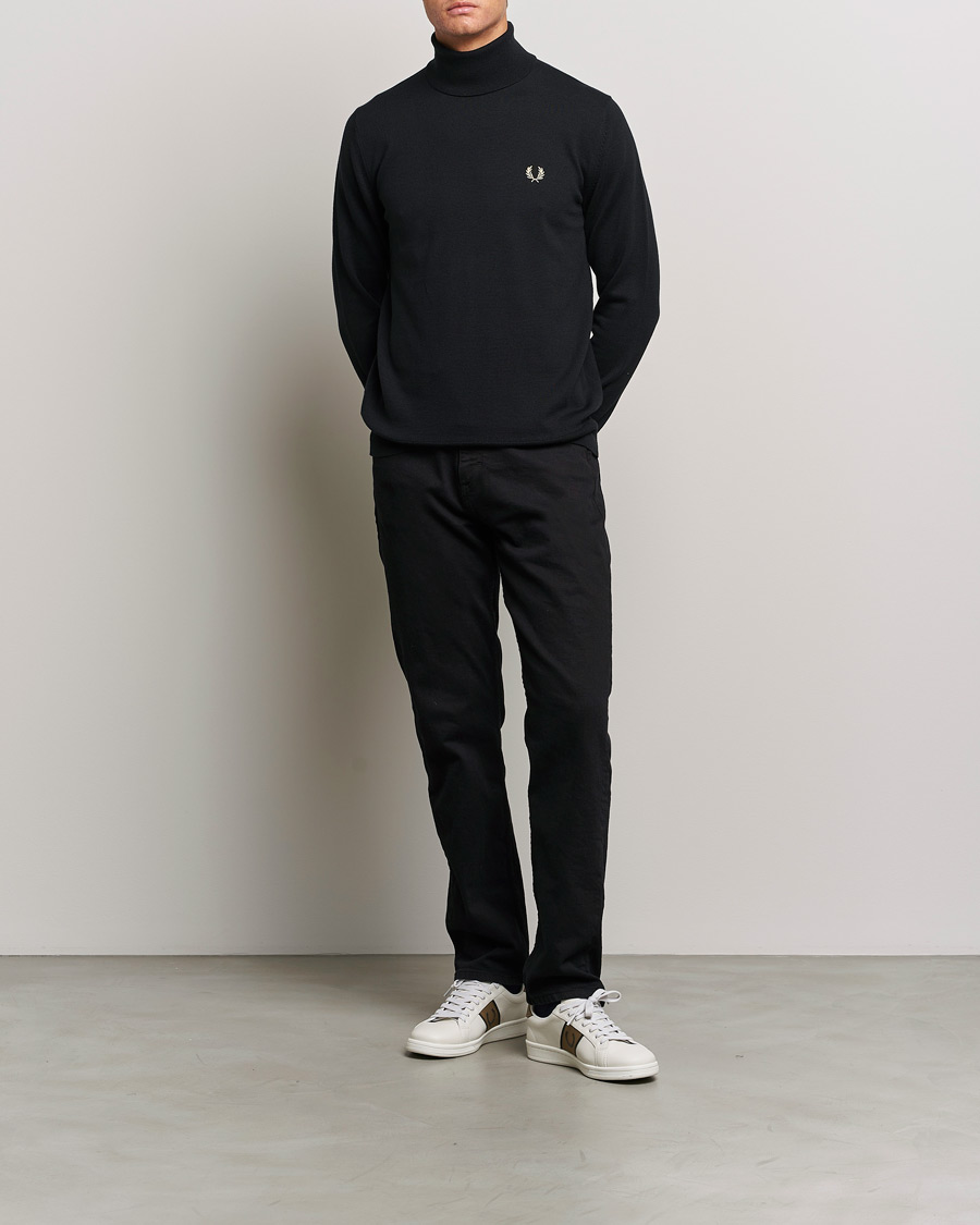 Mies | Puserot | Fred Perry | Classic Rollnock Jumper Black
