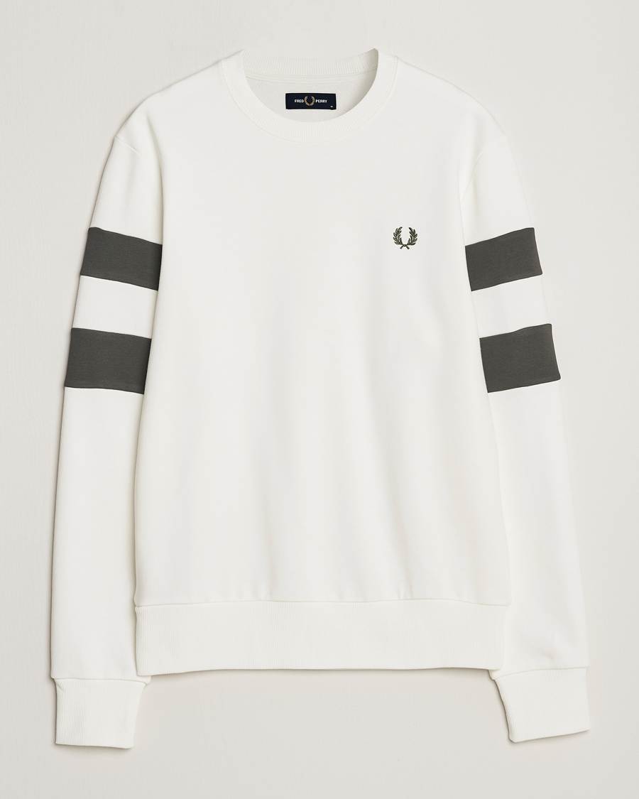 Mies | Puserot | Fred Perry | Tipped Sleeve Sweatshirt Snow Whiite