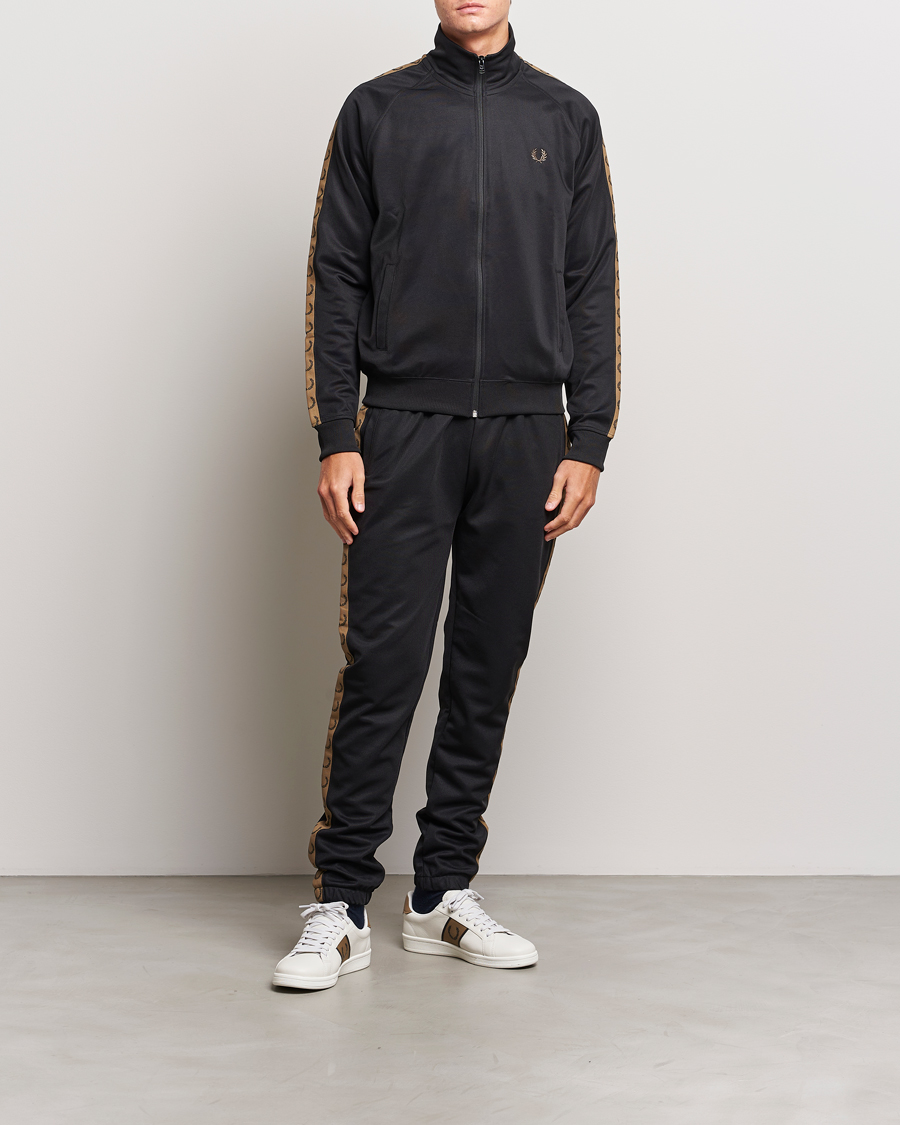 Mies | Puserot | Fred Perry | Taped Track Jacket Black
