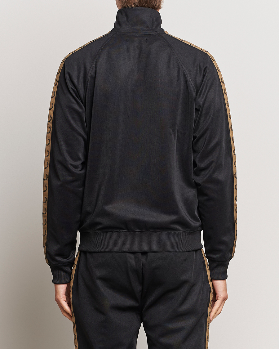 Mies | Puserot | Fred Perry | Taped Track Jacket Black