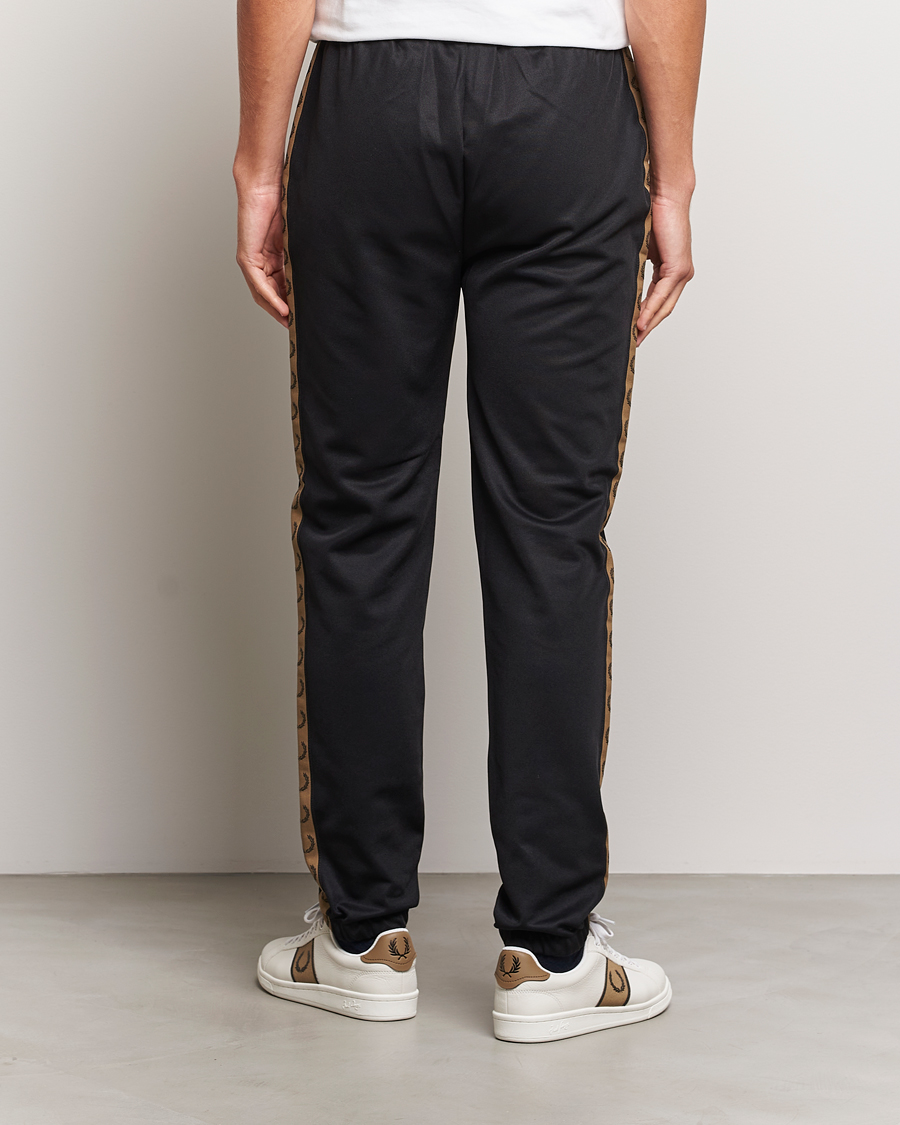 Mies | Housut | Fred Perry | Taped Track Pants Black