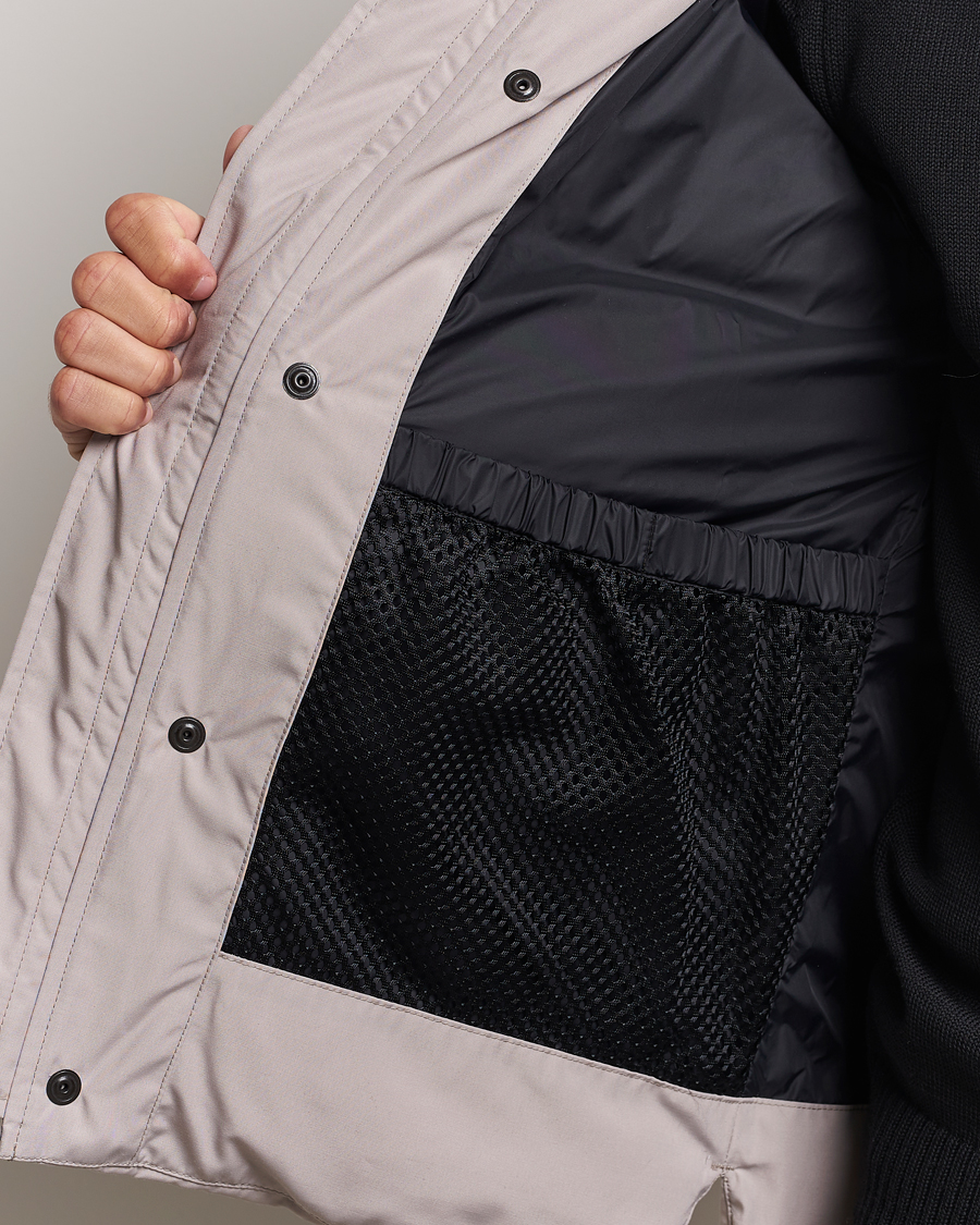 Mies | Takit | Canada Goose | Macmillan parka Limestone