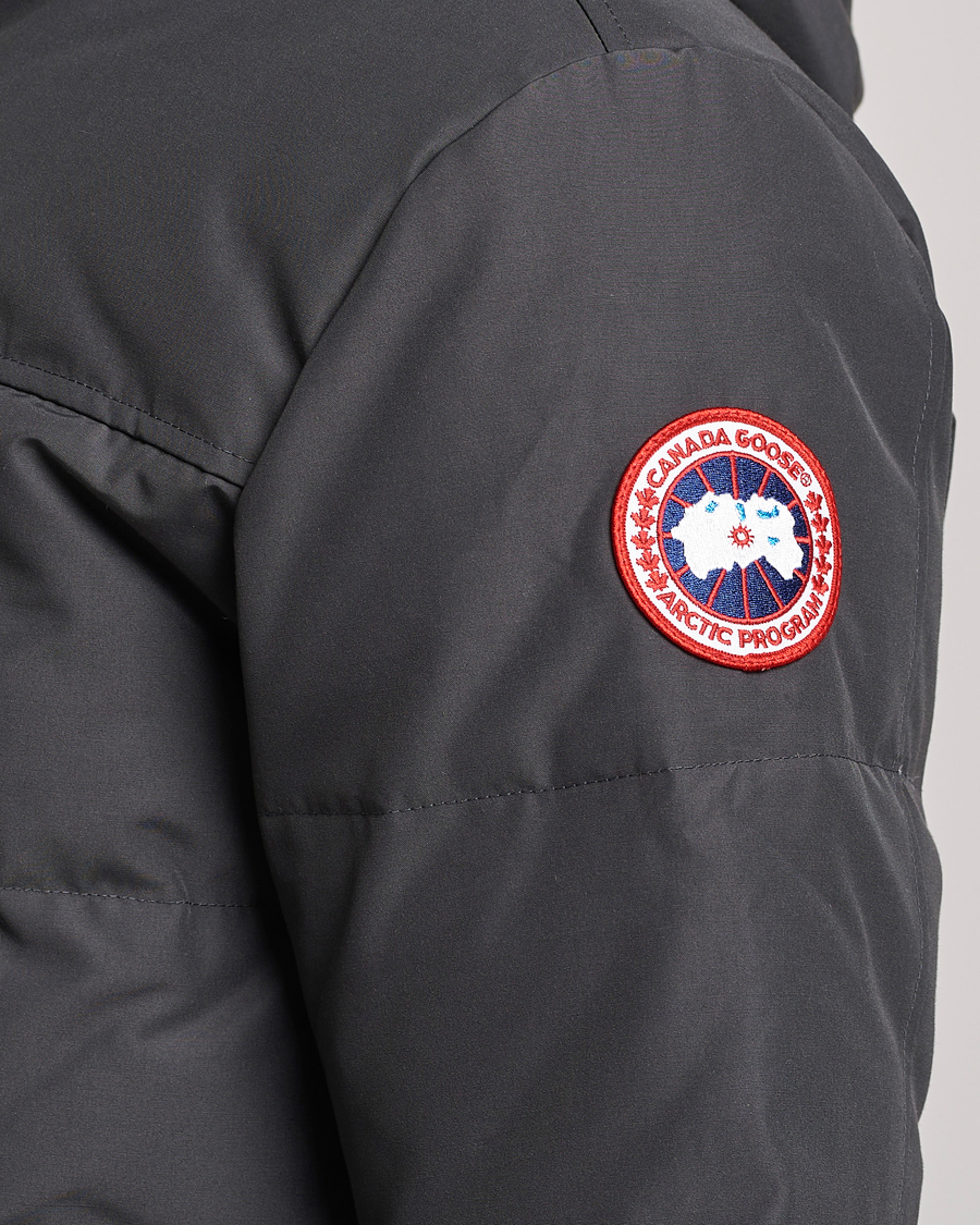 Mies | Takit | Canada Goose | Macmillan parka Graphite