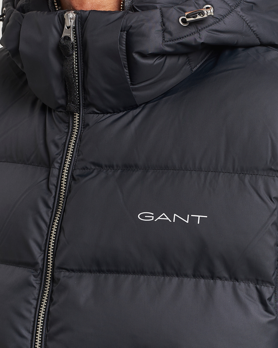Mies | Takit | GANT | The Active Cloud Vest Black