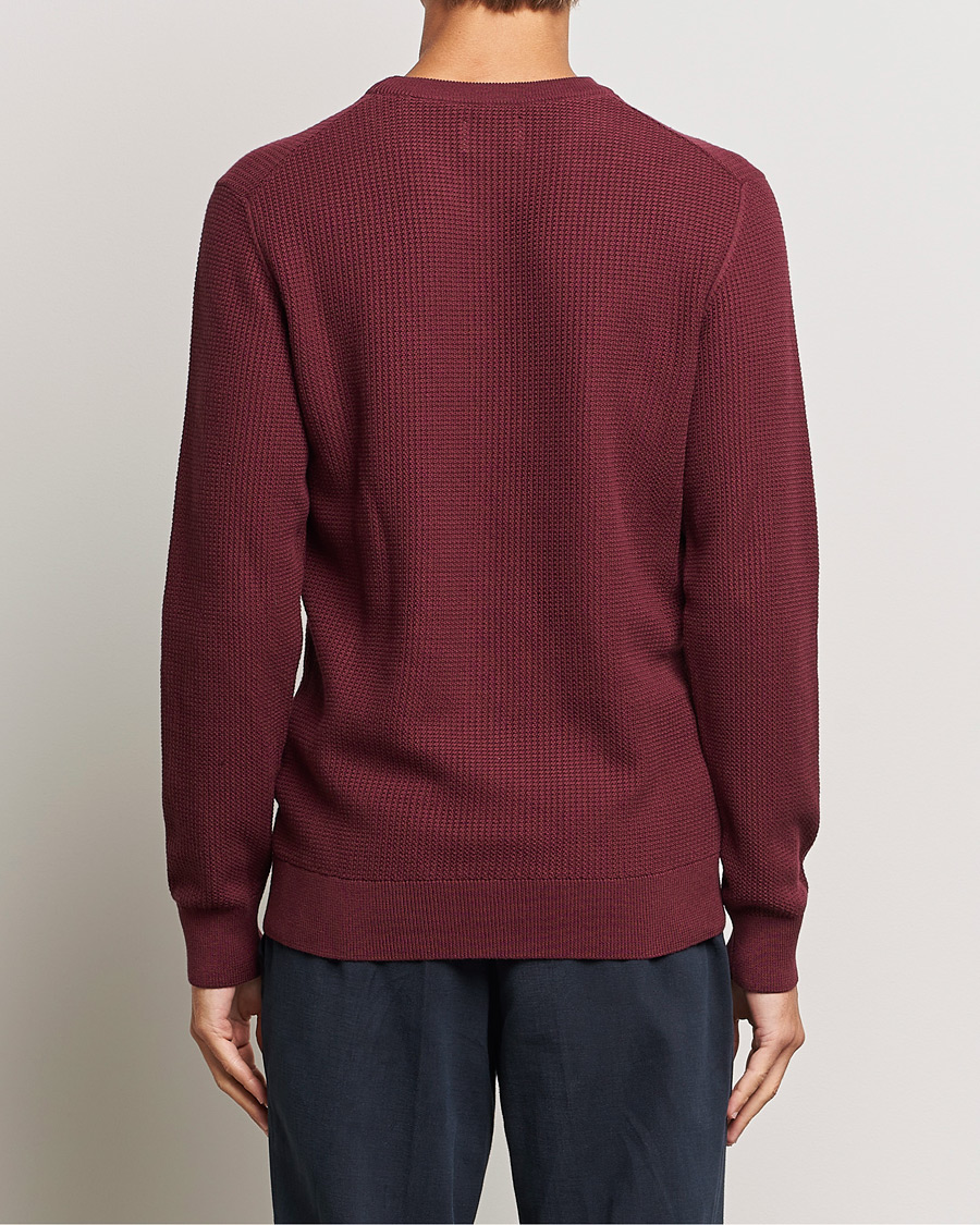 Mies | Puserot | GANT | Cotton Micro Textured Crew Neck Red Shadow
