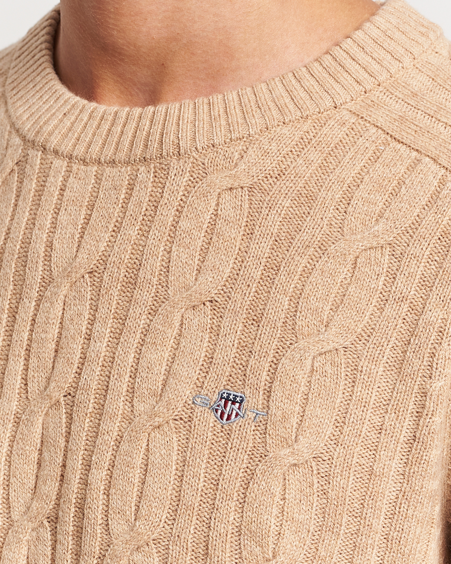 Mies | Puserot | GANT | Lambswool Cable Crew Neck Pullover Khaki Melange