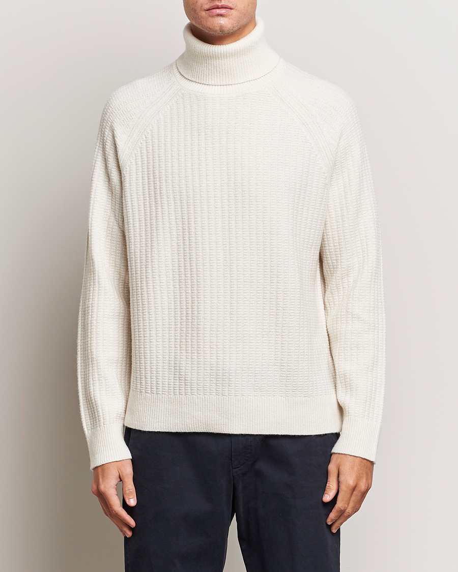 Mies | Poolot | GANT | Lambswool Textured Rollneck Cream