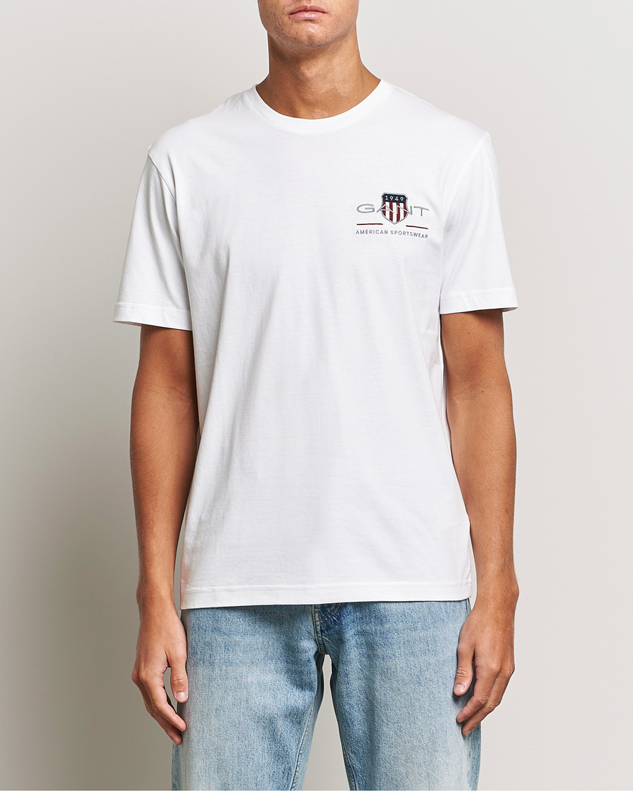 Mies |  | GANT | Archive Shield Small Logo T-Shirt White