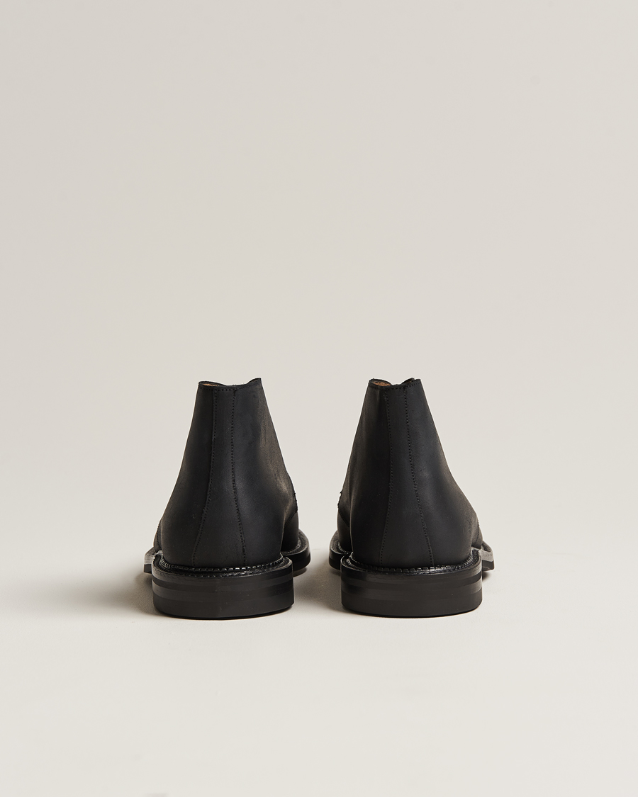 Mies | Nilkkurit | Crockett & Jones | Molton Chukka Black Rough-Out Suede