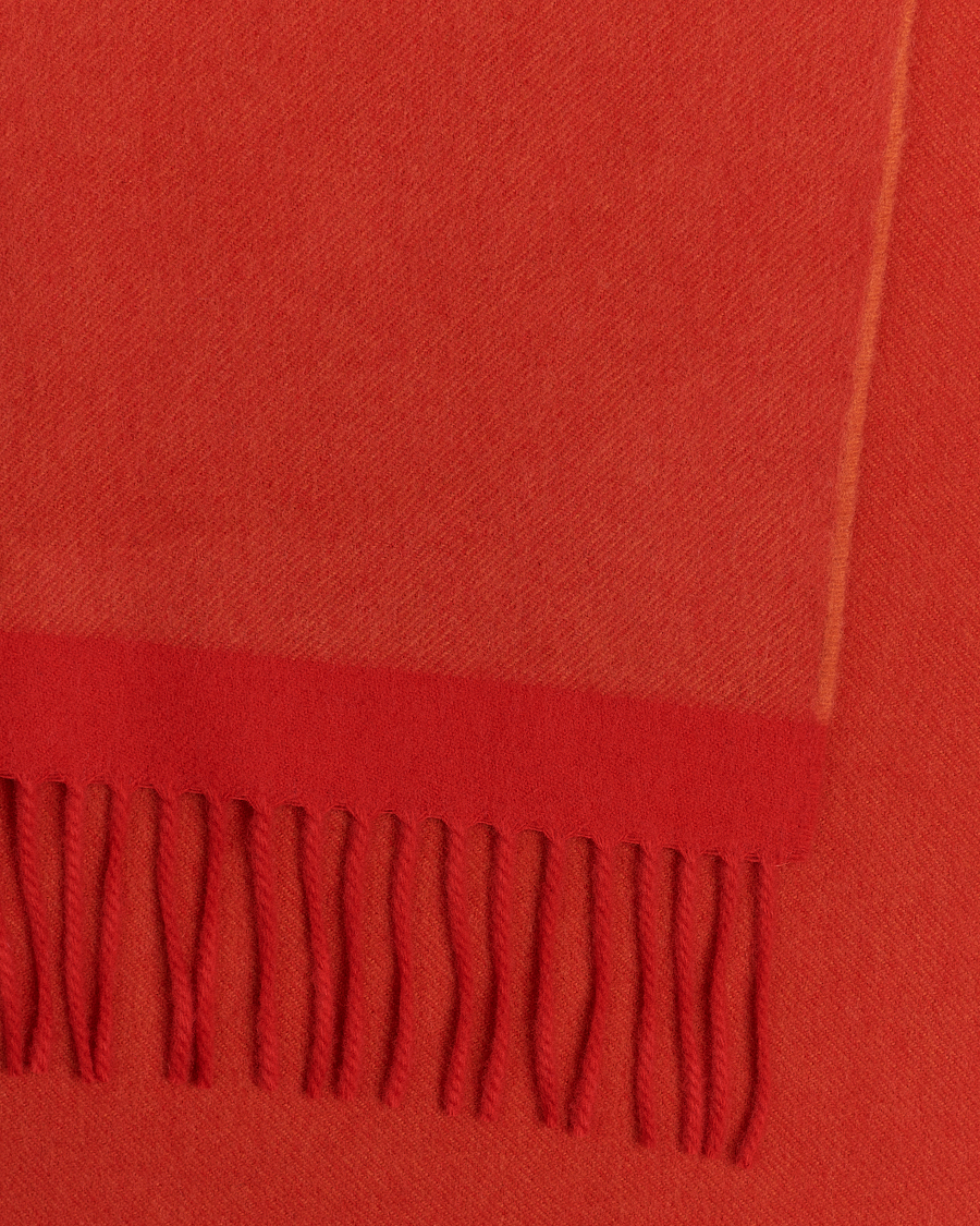 Mies | Begg & Co Solid Board Wool/Cashmere Scarf Berry Military | Begg & Co | Solid Board Wool/Cashmere Scarf Berry Military